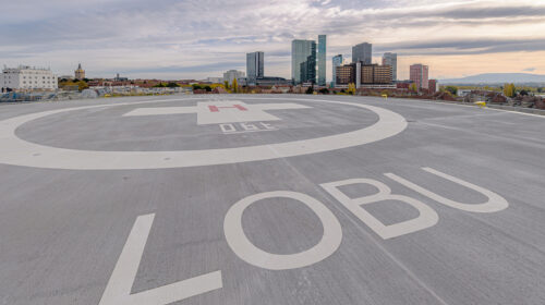 Die neue Hubschrauberlandeplattform des Traumazentrum Wien, Standort Meidling ist mit dem ICAO-Code "LOBU" gekennzeichnet. © R.Reichhart