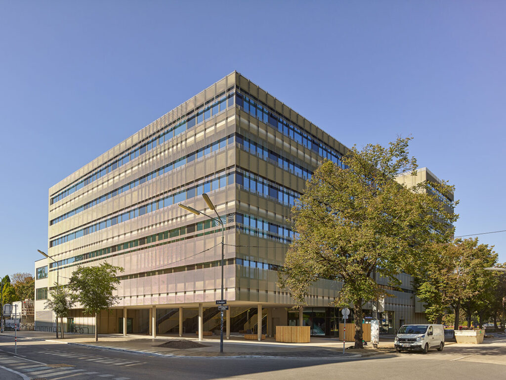 Fakultätsgebäude für Medizin und Rechtswissenschaften der Sigmund Freud PrivatUniversität am Freudplatz 3 in Wien.